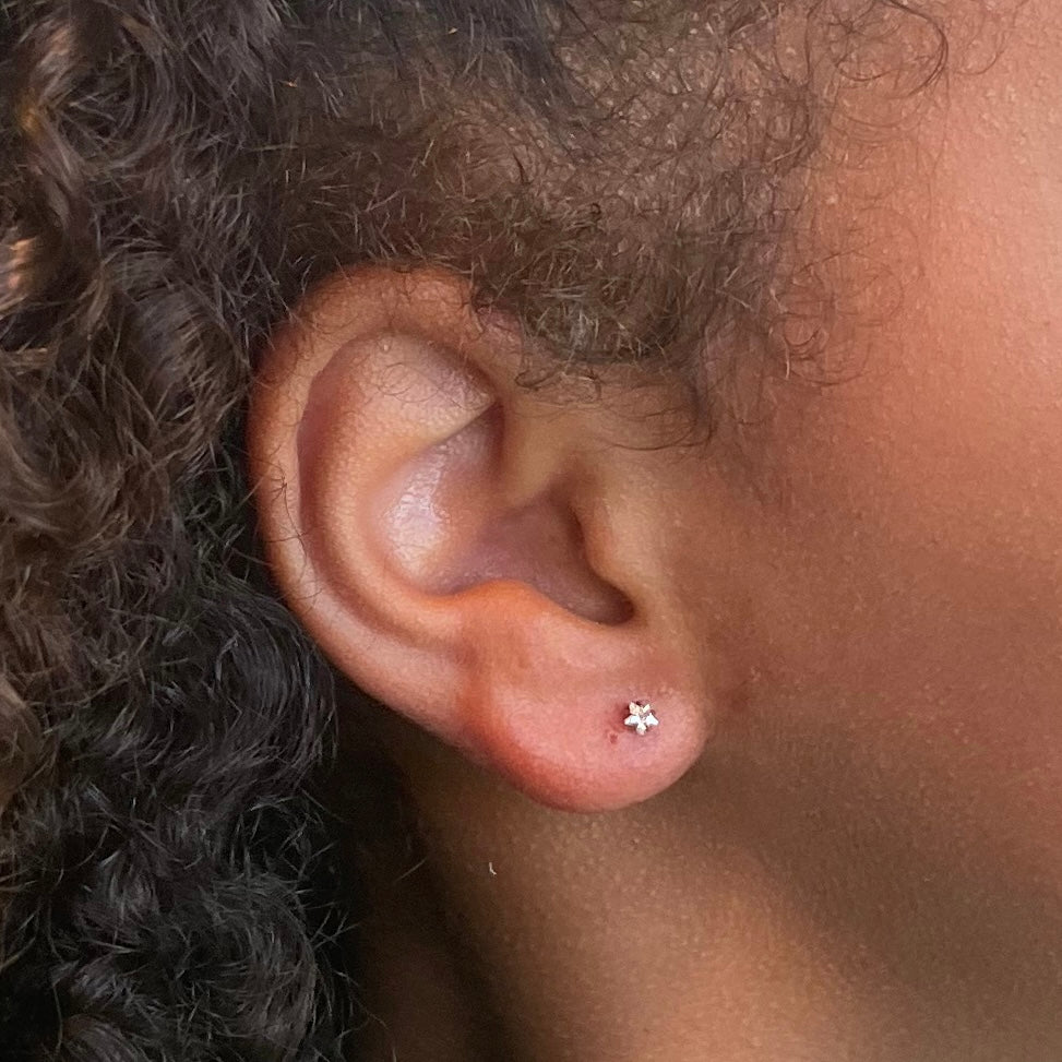 Star Jewel Flatback Stud (Screwback)
